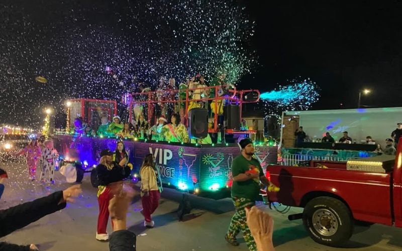 mardi gras parade crestview