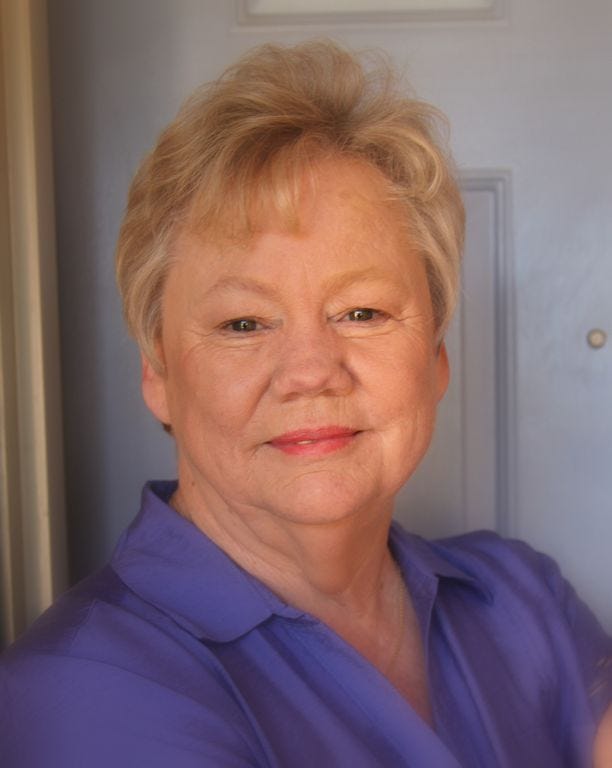 Author Linda Sealy Knowles