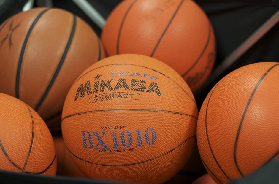 An April 22 basketball tournament will help Milligan Assembly of God students raise funds to attend a youth camp. [Pixabay.com]
