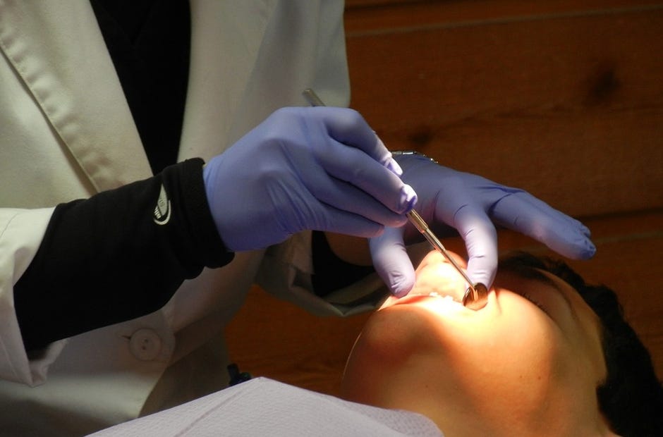 Fillings and extractions are services provided at an upcoming free dental clinic for people who meet the requirements. [Pixabay.com]