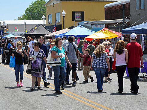 Event organizers seek businesses and others interested in sponsoring March 29's Triple B: Blackwater, Bluegrass and Barbeque Cookoff. The event, which takes place on Main Street in Crestview, will feature a barbecue cookoff, numerous vendors and live music.