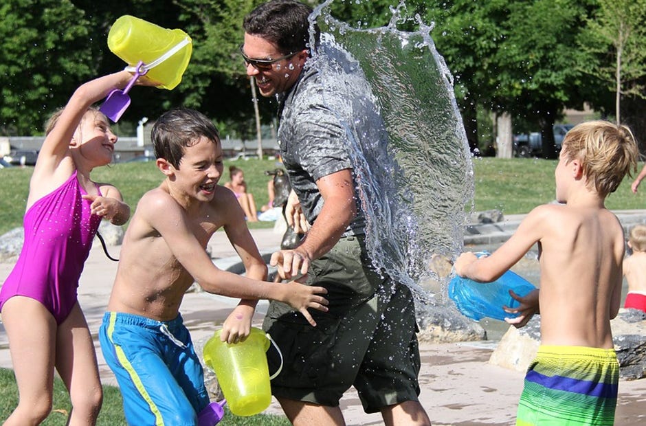 A Kids Fun Day with water features, hotdogs and bouncy houses is July 29 in Baker. [Pixabay.com]