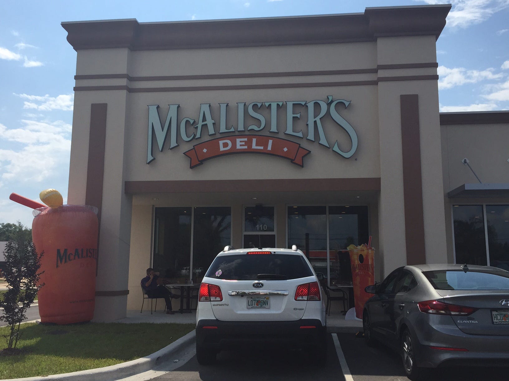 McAlister's Deli on 2100 South Ferdon Boulevard opened Monday. [GENEVIEVE DiNATALE | NEWS BULLETIN]