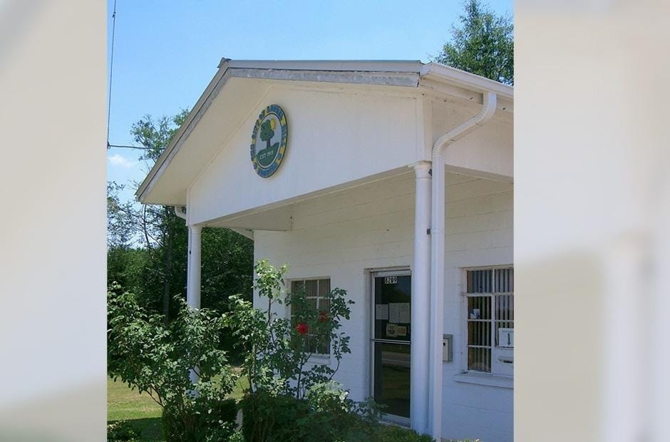 Laurel Hill City Hall