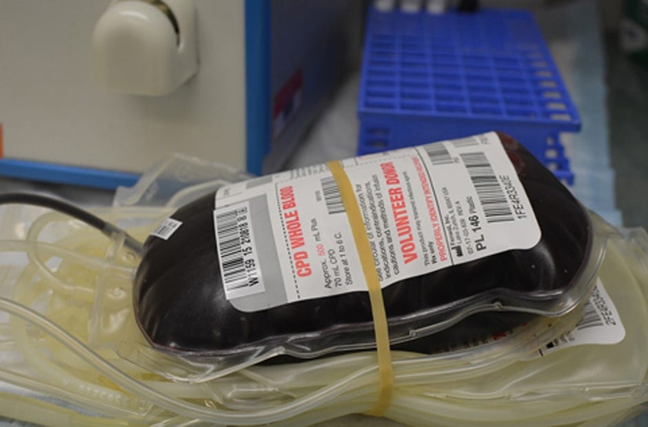 Donors will receive a Starbucks gift card and other items from an upcoming blood drive. [PIXABAY.COM]