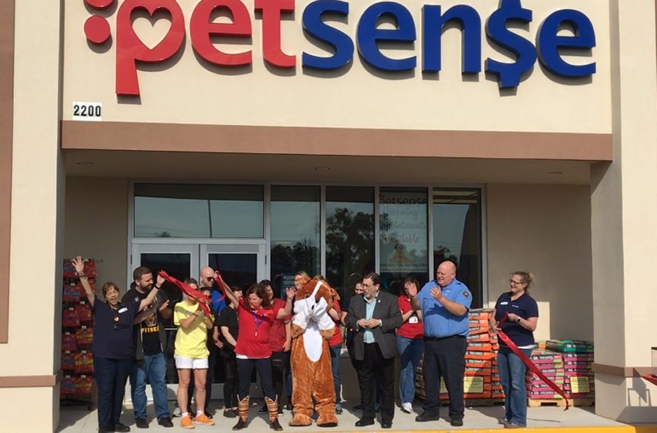 Petsense had an official grand opening April 14 at their new Crestview Crossing location. [SPECIAL TO THE NEWS BULLETIN]