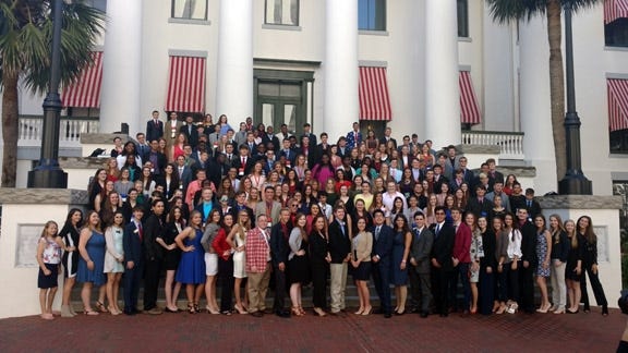 Florida 4-H youths stand in front of the Old Capitol building during their most recent Florida 4-H Legislature event. [SPECIAL TO THE NEWS BULLETIN]