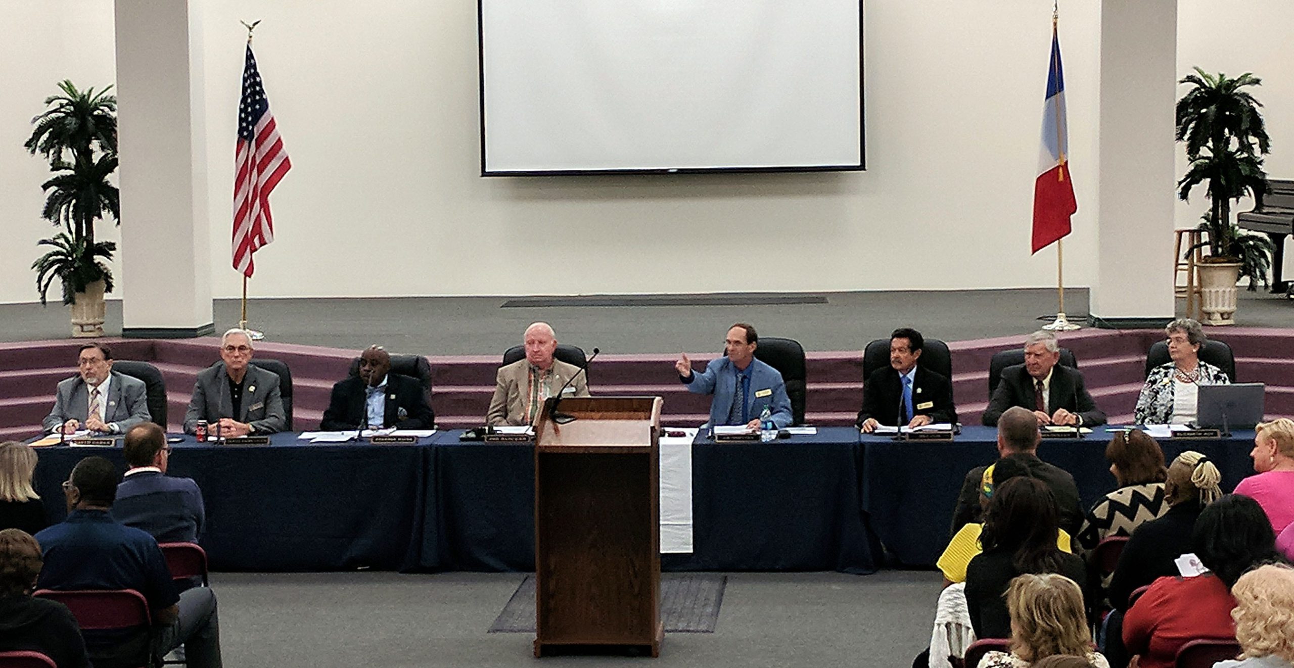 The Crestview city council kicked off "City Government Week" in Warriors Hall Monday. Over 100 people attended the meeting including visitors from Crestview's "Sister City" Noirmoutier-en-líI^le, France. [KAYLIN PARKER/NEWS BULLETIN]