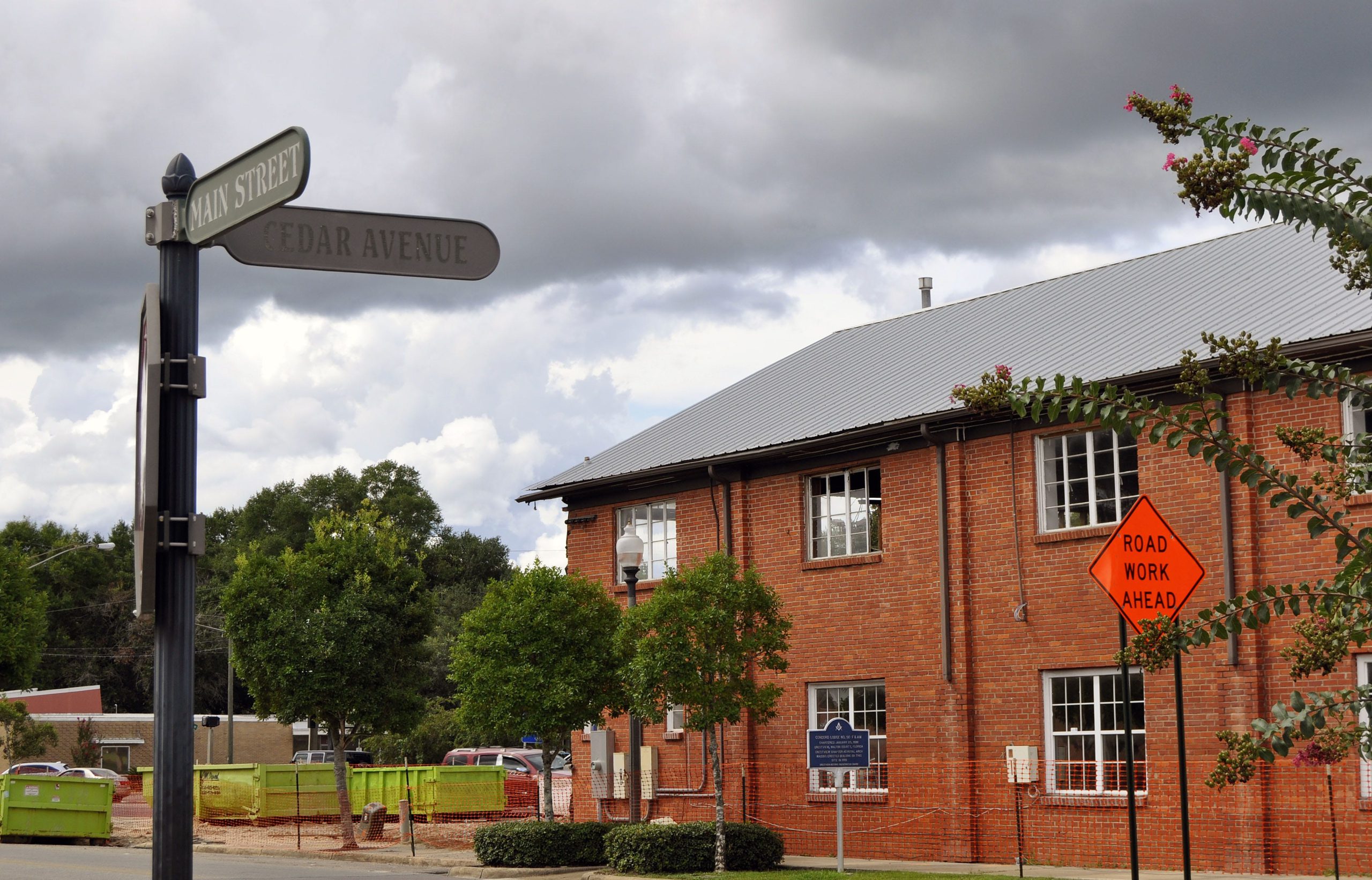 Courthouse Suites will be located on the corner of Main Street and Cedar Avenue. Construction is expected to be completed between November and December.

[KAYLIN PARKER/NEWS BULLETIN]