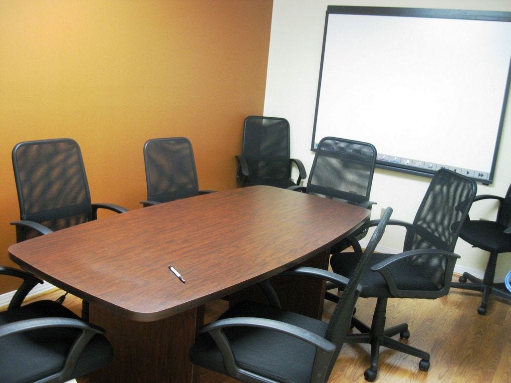 Main Street Suites clients have monthly access to a fully equipped conference room, including AV hook-ups and two digital whiteboards.