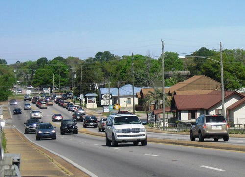 Northbound State Road 85 traffic begins to back up late in the afternoon recently at the intersection of U.S. Highway 90. Savvy local drivers have devised various “back ways” to bypass the busy intersection.