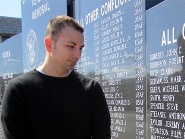 Divorced Crestview native and Iraq War veteran Victor Everett says he supports alimony reform in Florida.