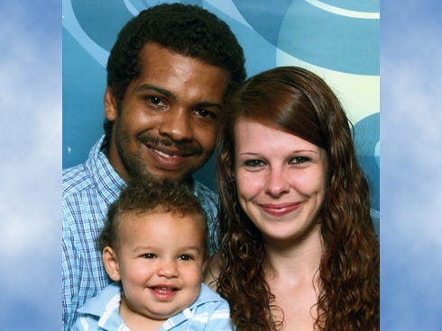 Shawna Marie Beitler and Kenneth Tyrone Grant Jr., with their son, Kenneth Grant III.