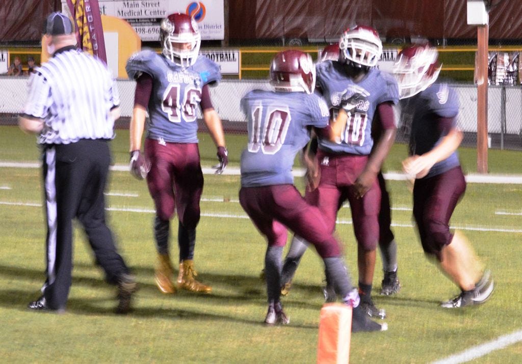 Baker football team beats Blue Devils (PHOTOS) Crestview News Bulletin
