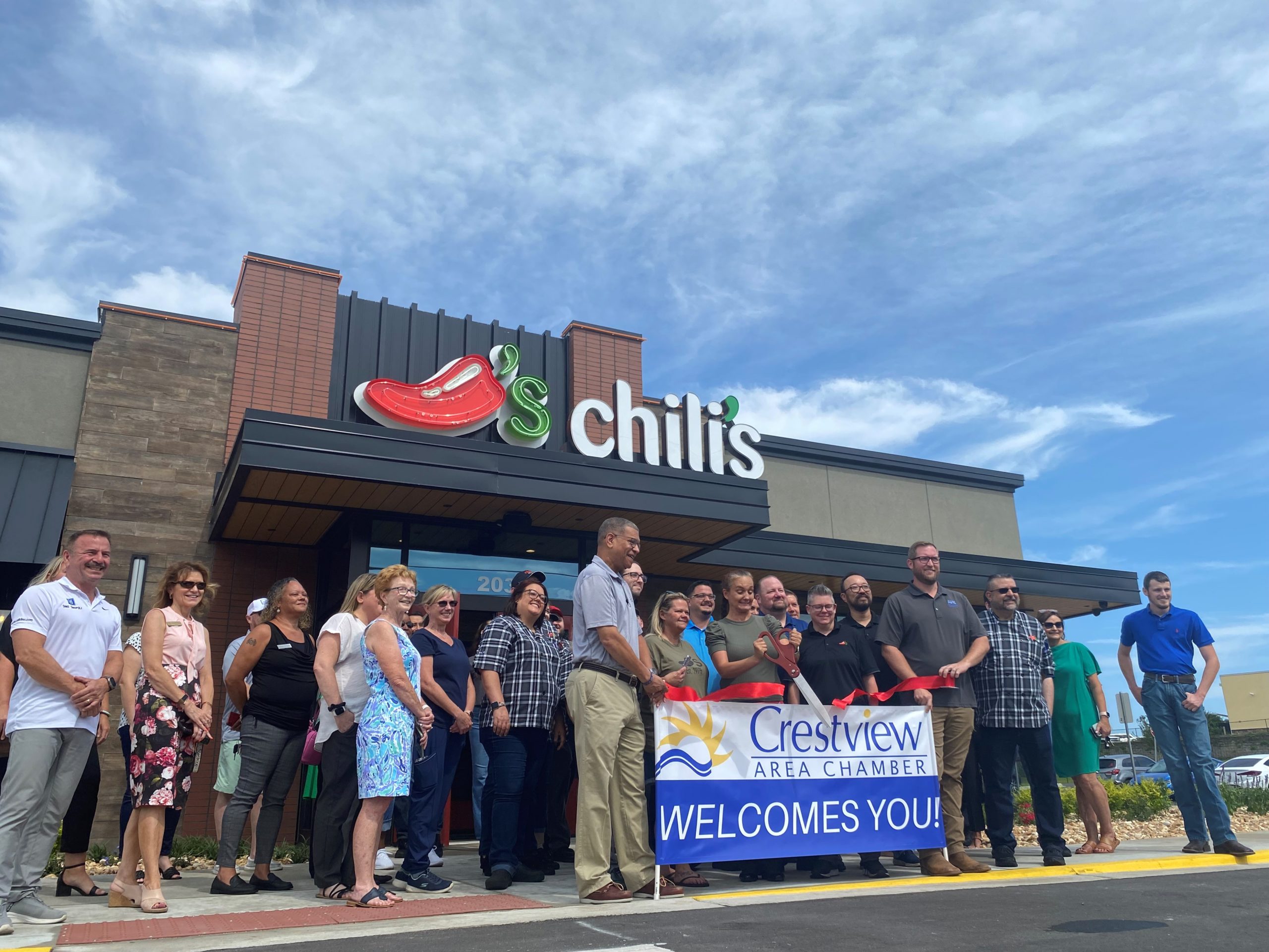 Chili’s cuts ribbon on new Hub City home Crestview News Bulletin